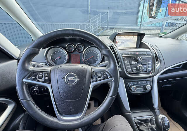Коричневый Опель Zafira Tourer, объемом двигателя 1.6 л и пробегом 188 тыс. км за 9350 $, фото 51 на Automoto.ua
