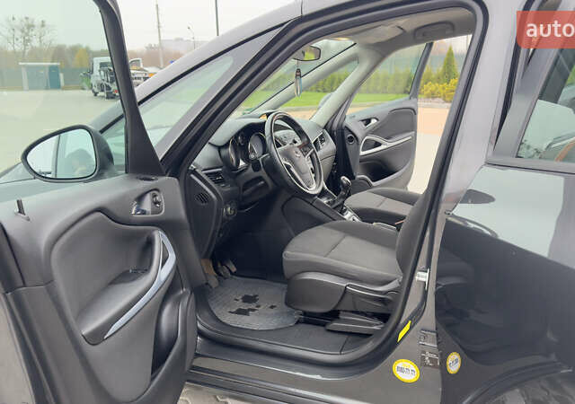 Коричневый Опель Zafira Tourer, объемом двигателя 1.6 л и пробегом 189 тыс. км за 9150 $, фото 29 на Automoto.ua