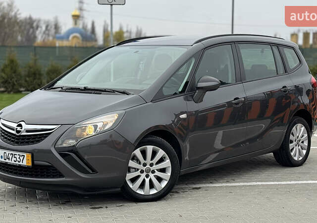 Коричневый Опель Zafira Tourer, объемом двигателя 1.6 л и пробегом 189 тыс. км за 9150 $, фото 3 на Automoto.ua