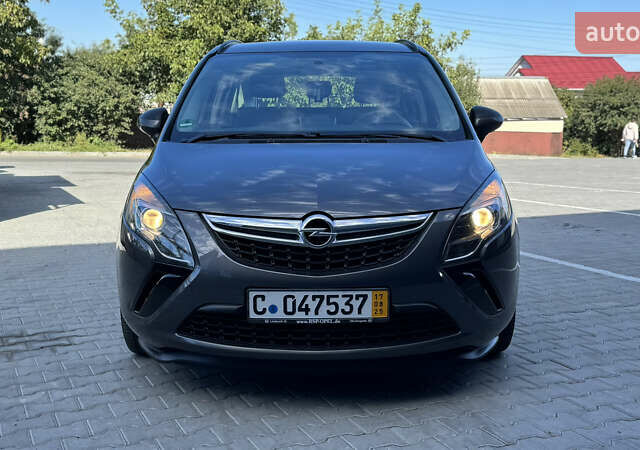 Коричневый Опель Zafira Tourer, объемом двигателя 1.6 л и пробегом 188 тыс. км за 9350 $, фото 5 на Automoto.ua