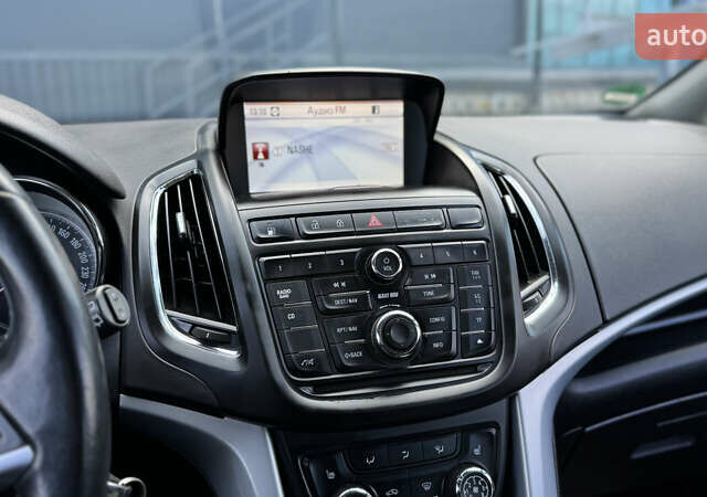 Коричневый Опель Zafira Tourer, объемом двигателя 1.6 л и пробегом 189 тыс. км за 9150 $, фото 44 на Automoto.ua