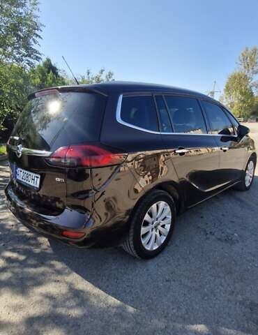 Коричневый Опель Zafira Tourer, объемом двигателя 1.96 л и пробегом 280 тыс. км за 9000 $, фото 12 на Automoto.ua