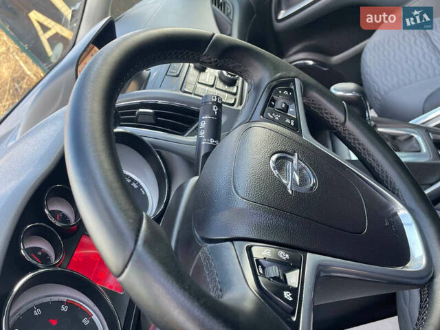 Коричневий Опель Zafira Tourer, об'ємом двигуна 2 л та пробігом 230 тис. км за 11550 $, фото 30 на Automoto.ua