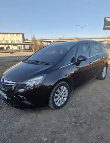 Коричневый Опель Zafira Tourer, объемом двигателя 1.96 л и пробегом 280 тыс. км за 9000 $, фото 2 на Automoto.ua