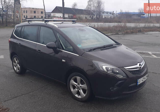 Коричневый Опель Zafira Tourer, объемом двигателя 1.4 л и пробегом 243 тыс. км за 10500 $, фото 7 на Automoto.ua