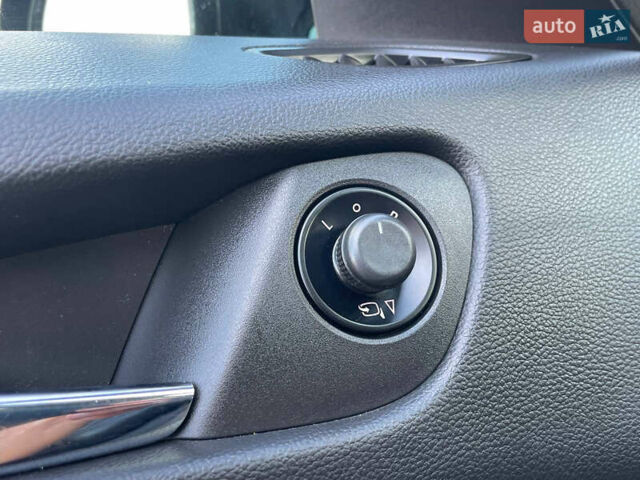 Коричневий Опель Zafira Tourer, об'ємом двигуна 2 л та пробігом 230 тис. км за 11550 $, фото 34 на Automoto.ua