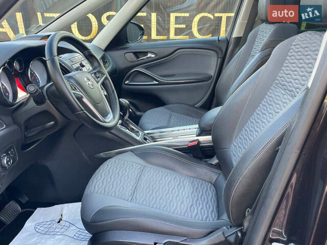 Коричневый Опель Zafira Tourer, объемом двигателя 2 л и пробегом 230 тыс. км за 11999 $, фото 13 на Automoto.ua