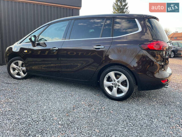 Коричневий Опель Zafira Tourer, об'ємом двигуна 2 л та пробігом 230 тис. км за 11550 $, фото 6 на Automoto.ua