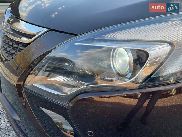 Коричневый Опель Zafira Tourer, объемом двигателя 2 л и пробегом 230 тыс. км за 11999 $, фото 32 на Automoto.ua