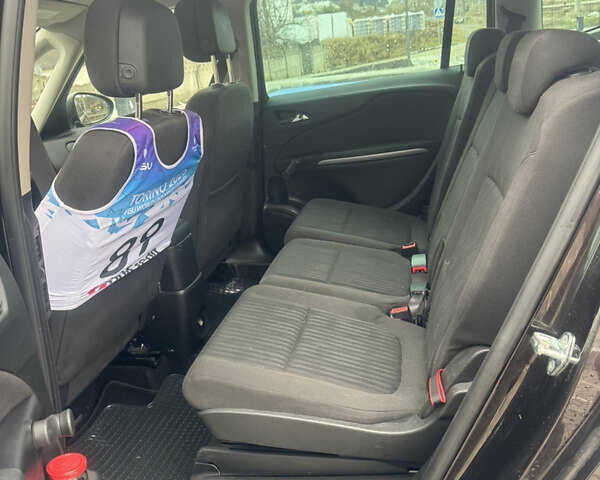 Коричневий Опель Zafira Tourer, об'ємом двигуна 1.96 л та пробігом 229 тис. км за 10399 $, фото 13 на Automoto.ua