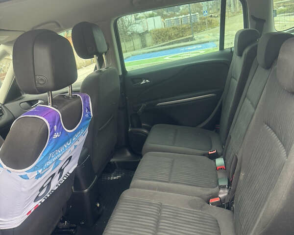 Коричневий Опель Zafira Tourer, об'ємом двигуна 1.96 л та пробігом 229 тис. км за 10399 $, фото 18 на Automoto.ua