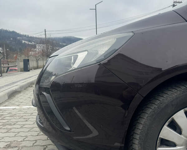 Коричневий Опель Zafira Tourer, об'ємом двигуна 1.96 л та пробігом 229 тис. км за 10399 $, фото 12 на Automoto.ua