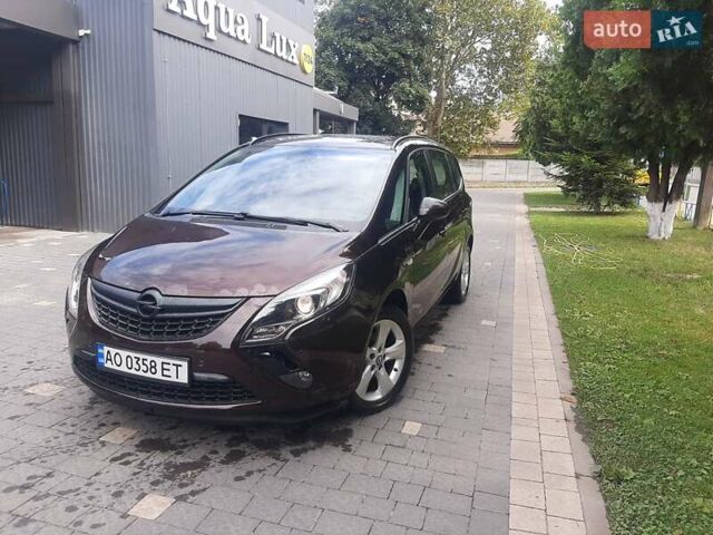 Коричневый Опель Zafira Tourer, объемом двигателя 1.6 л и пробегом 188 тыс. км за 9999 $, фото 3 на Automoto.ua