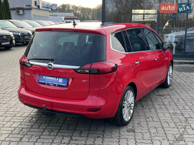 Красный Опель Zafira Tourer, объемом двигателя 2 л и пробегом 199 тыс. км за 10490 $, фото 45 на Automoto.ua