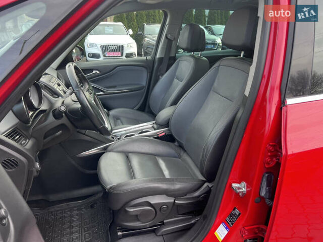 Красный Опель Zafira Tourer, объемом двигателя 2 л и пробегом 199 тыс. км за 10490 $, фото 13 на Automoto.ua