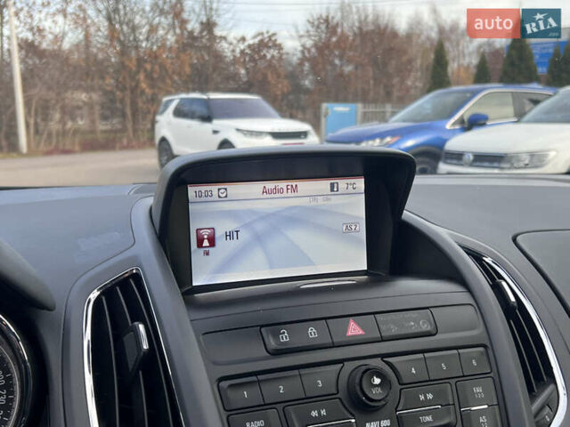 Красный Опель Zafira Tourer, объемом двигателя 2 л и пробегом 199 тыс. км за 10490 $, фото 21 на Automoto.ua