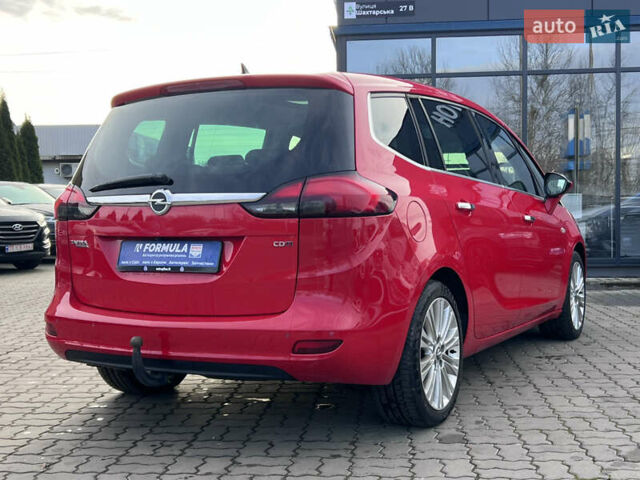 Красный Опель Zafira Tourer, объемом двигателя 2 л и пробегом 199 тыс. км за 10490 $, фото 46 на Automoto.ua