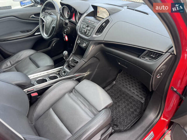 Красный Опель Zafira Tourer, объемом двигателя 2 л и пробегом 199 тыс. км за 10490 $, фото 29 на Automoto.ua