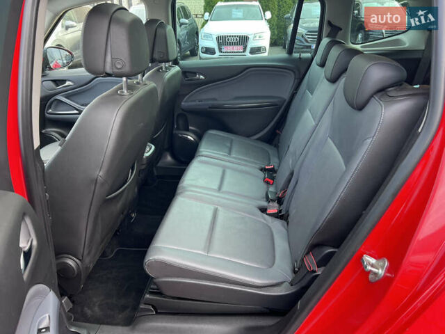 Красный Опель Zafira Tourer, объемом двигателя 2 л и пробегом 199 тыс. км за 10490 $, фото 37 на Automoto.ua