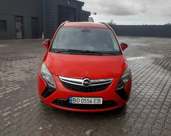 Червоний Опель Zafira Tourer, об'ємом двигуна 1.4 л та пробігом 359 тис. км за 8400 $, фото 10 на Automoto.ua