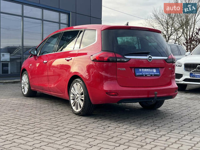 Красный Опель Zafira Tourer, объемом двигателя 2 л и пробегом 199 тыс. км за 10490 $, фото 42 на Automoto.ua