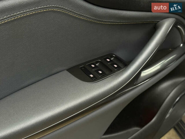 Опель Zafira Tourer 2011 в Ивано-Франковске на Automoto.ua Опель Zafira Tourer, объемом двигателя 2 л и пробегом 236 тыс. км за 9999 $, фото 8 на Automoto.ua