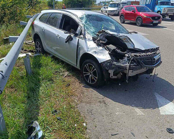 Опель Zafira Tourer, объемом двигателя 1.7 л и пробегом 180 тыс. км за 2500 $, фото 25 на Automoto.ua