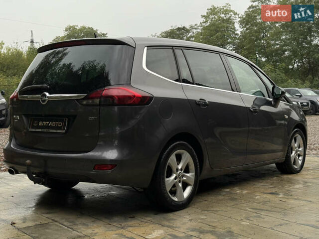 Опель Zafira Tourer 2011 в Ивано-Франковске на Automoto.ua Опель Zafira Tourer, объемом двигателя 2 л и пробегом 236 тыс. км за 9999 $, фото 3 на Automoto.ua