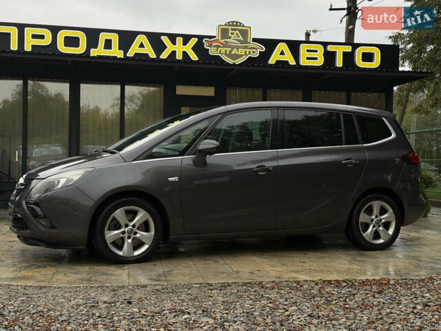 Опель Zafira Tourer 2011 в Ивано-Франковске на Automoto.ua Опель Zafira Tourer, объемом двигателя 2 л и пробегом 236 тыс. км за 9999 $, фото 1 на Automoto.ua
