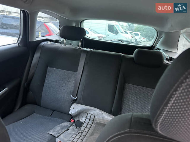 Опель Zafira Tourer, объемом двигателя 1.7 л и пробегом 180 тыс. км за 2500 $, фото 13 на Automoto.ua