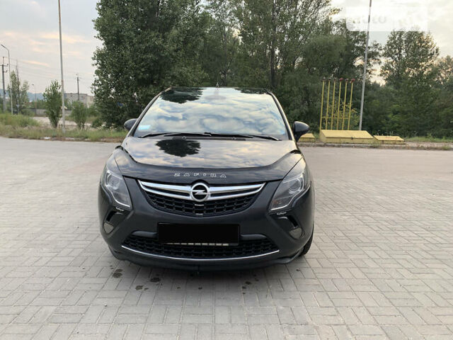 Опель Zafira Tourer, объемом двигателя 2 л и пробегом 248 тыс. км за 11299 $, фото 27 на Automoto.ua