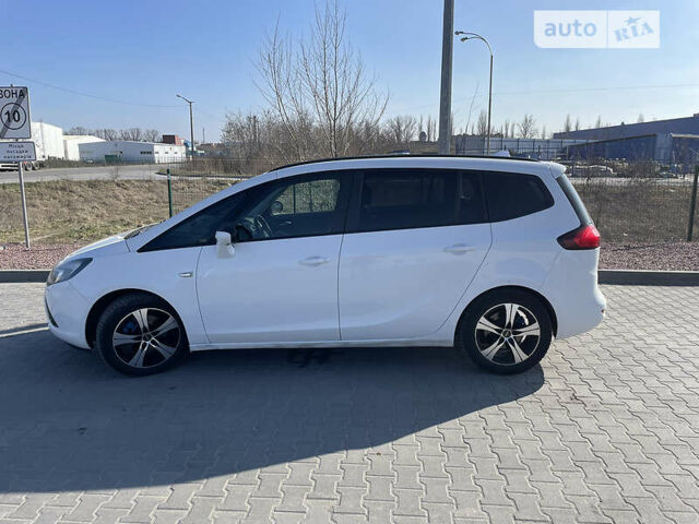 Опель Zafira Tourer, объемом двигателя 2 л и пробегом 274 тыс. км за 8500 $, фото 2 на Automoto.ua