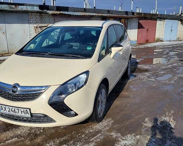 Опель Zafira Tourer, об'ємом двигуна 1.6 л та пробігом 180 тис. км за 9800 $, фото 12 на Automoto.ua