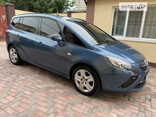 Опель Zafira Tourer, объемом двигателя 1.6 л и пробегом 200 тыс. км за 9300 $, фото 9 на Automoto.ua