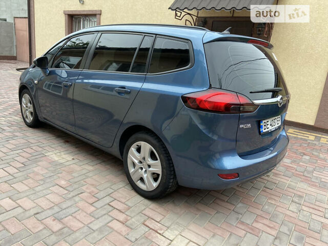 Опель Zafira Tourer, объемом двигателя 1.6 л и пробегом 200 тыс. км за 9300 $, фото 4 на Automoto.ua