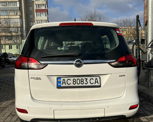 Опель Zafira Tourer, об'ємом двигуна 1.96 л та пробігом 281 тис. км за 9700 $, фото 4 на Automoto.ua