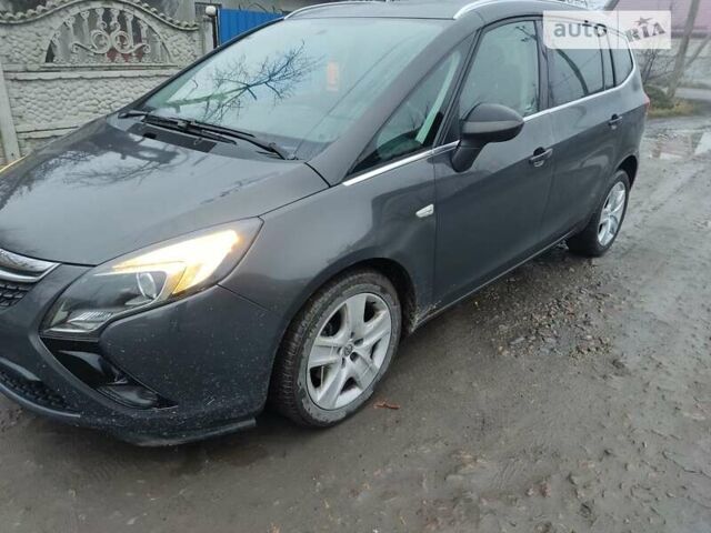 Опель Zafira Tourer, об'ємом двигуна 1.6 л та пробігом 221 тис. км за 10999 $, фото 6 на Automoto.ua