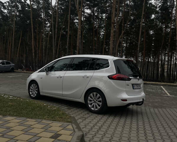 Опель Zafira Tourer, об'ємом двигуна 1.6 л та пробігом 307 тис. км за 10800 $, фото 22 на Automoto.ua