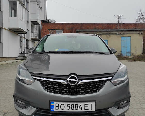 Опель Zafira Tourer, об'ємом двигуна 1.6 л та пробігом 230 тис. км за 12200 $, фото 2 на Automoto.ua