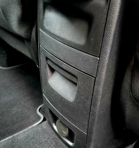 Сірий Опель Zafira Tourer, об'ємом двигуна 2 л та пробігом 142 тис. км за 12000 $, фото 39 на Automoto.ua