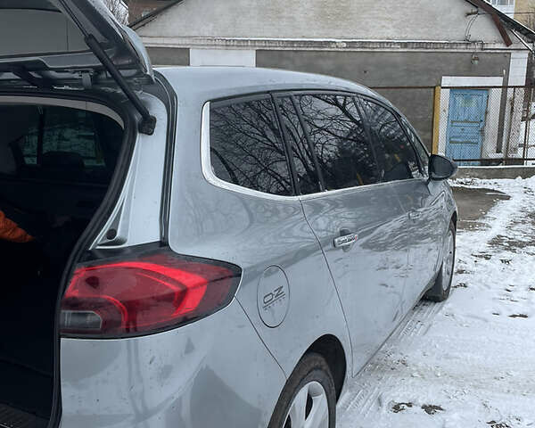 Сірий Опель Zafira Tourer, об'ємом двигуна 2 л та пробігом 290 тис. км за 8500 $, фото 16 на Automoto.ua