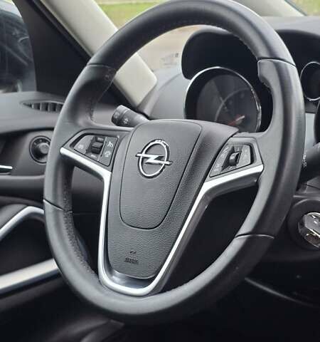 Серый Опель Zafira Tourer, объемом двигателя 2 л и пробегом 142 тыс. км за 12000 $, фото 24 на Automoto.ua