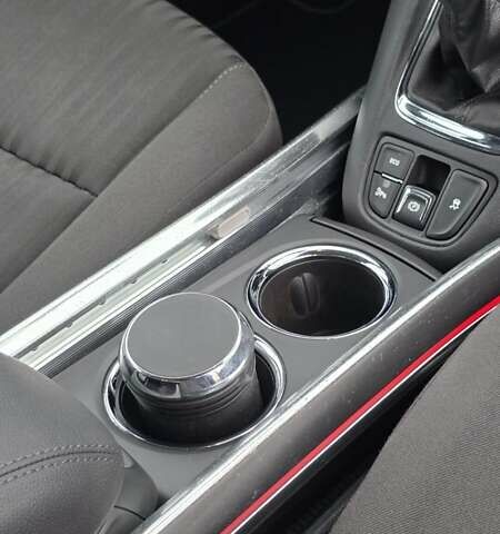 Серый Опель Zafira Tourer, объемом двигателя 2 л и пробегом 142 тыс. км за 12000 $, фото 26 на Automoto.ua