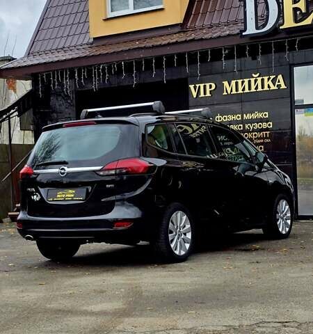 Сірий Опель Zafira Tourer, об'ємом двигуна 2 л та пробігом 142 тис. км за 12000 $, фото 4 на Automoto.ua