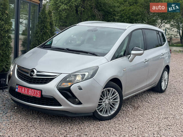 Серый Опель Zafira Tourer, объемом двигателя 2 л и пробегом 195 тыс. км за 11555 $, фото 13 на Automoto.ua