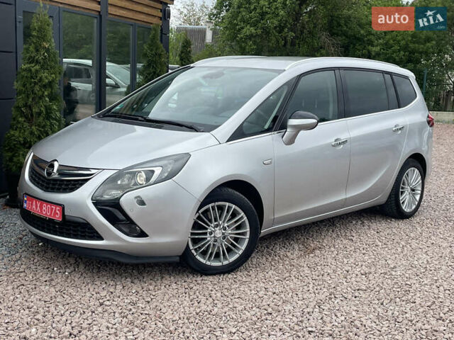 Серый Опель Zafira Tourer, объемом двигателя 2 л и пробегом 195 тыс. км за 11555 $, фото 8 на Automoto.ua