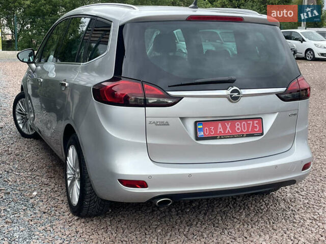 Серый Опель Zafira Tourer, объемом двигателя 2 л и пробегом 195 тыс. км за 11555 $, фото 23 на Automoto.ua