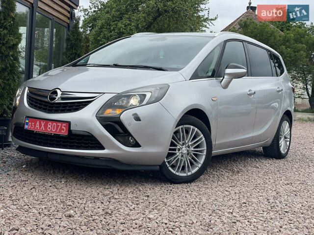 Серый Опель Zafira Tourer, объемом двигателя 2 л и пробегом 195 тыс. км за 11555 $, фото 14 на Automoto.ua