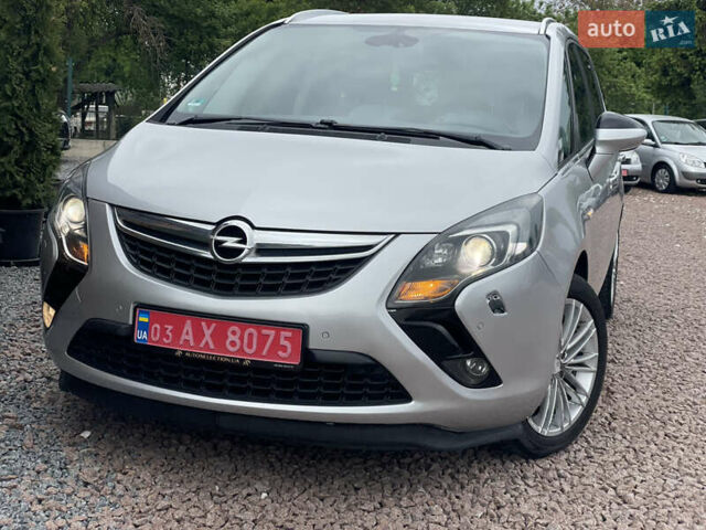 Серый Опель Zafira Tourer, объемом двигателя 2 л и пробегом 195 тыс. км за 11555 $, фото 11 на Automoto.ua