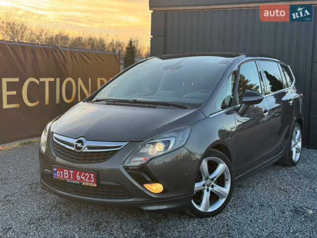 Серый Опель Zafira Tourer, объемом двигателя 2 л и пробегом 240 тыс. км за 11690 $, фото 12 на Automoto.ua